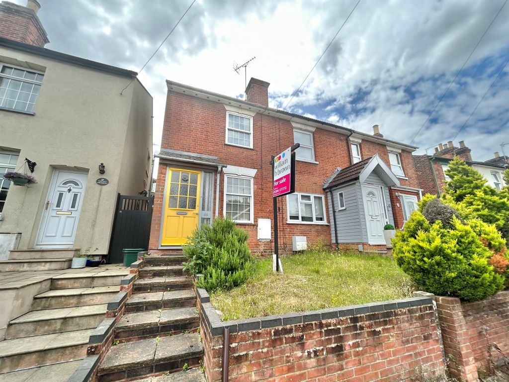 3 bed end terrace house for sale in Pownall Crescent, Colchester CO2, £