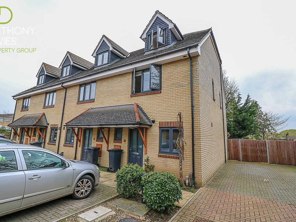3 bed end terrace house to rent in De Burgh Close, Broxbourne EN10 Zoopla