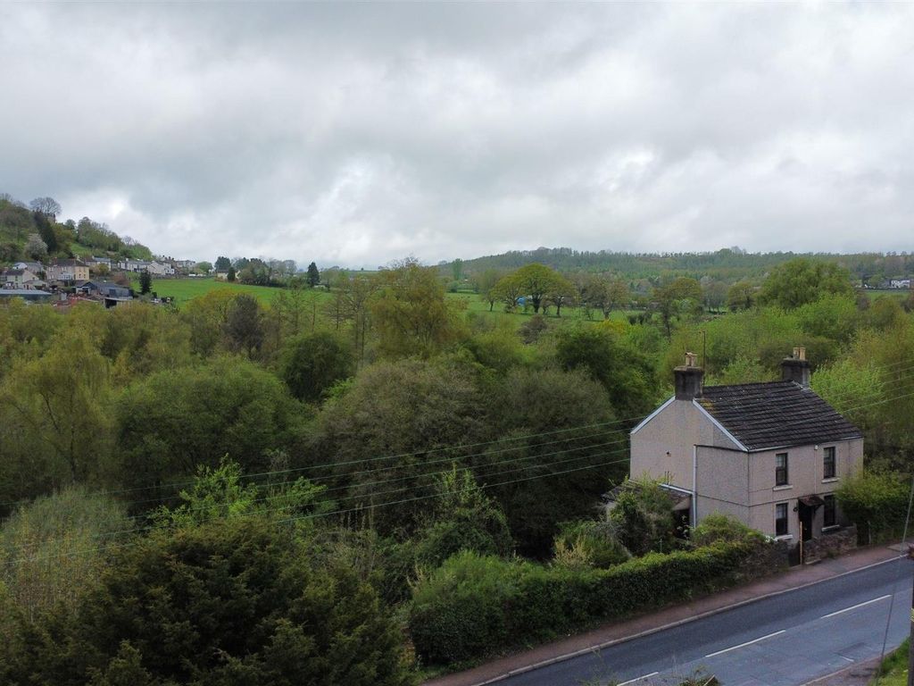 3 bed detached house for sale in Drybrook Road, Drybrook GL17, £250,000