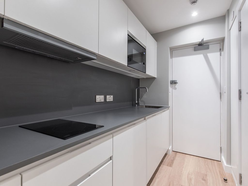 Studio to rent in Wedderburn Road, London NW3, £1,375 pcm Zoopla