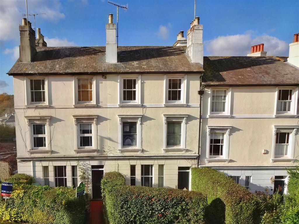 1 bed flat to rent in Nevill Terrace, Tunbridge Wells TN2, £995 pcm