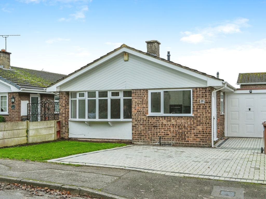 3 bed bungalow for sale in Butts Lane, Norton Canes, Cannock
