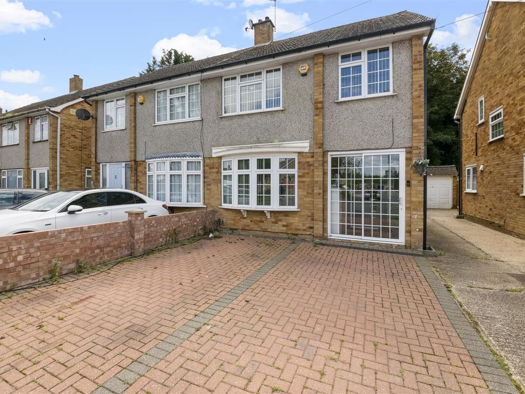 3 bed semidetached house for sale in Langdale Drive, Hayes UB4, £