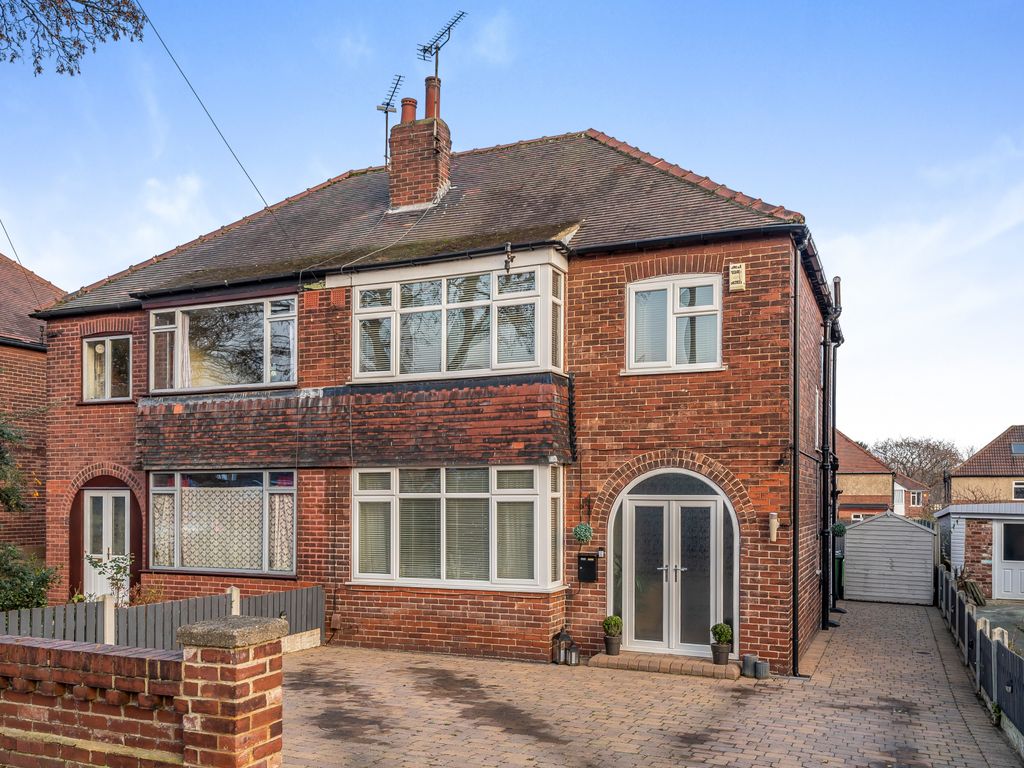 3 bed semidetached house for sale in Fearnville Grove, Oakwood, Leeds LS8 Zoopla