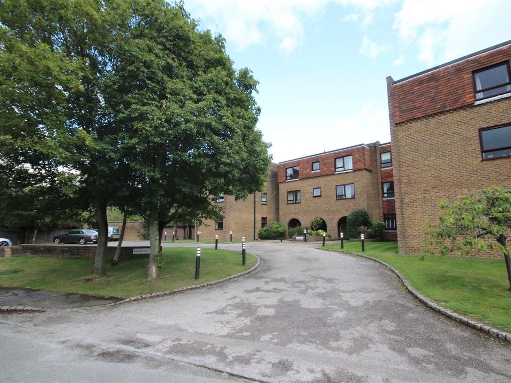 Mulberry Court, Guildford GU4  