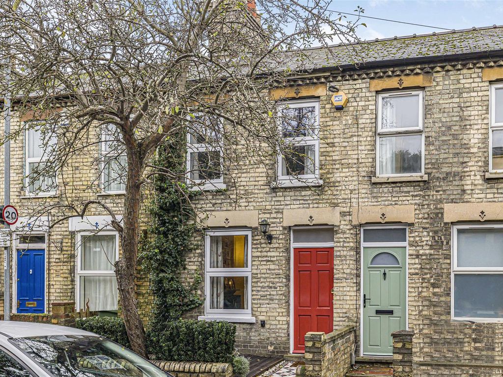 2 bed terraced house for sale in River Lane, Cambridge CB5, £550,000