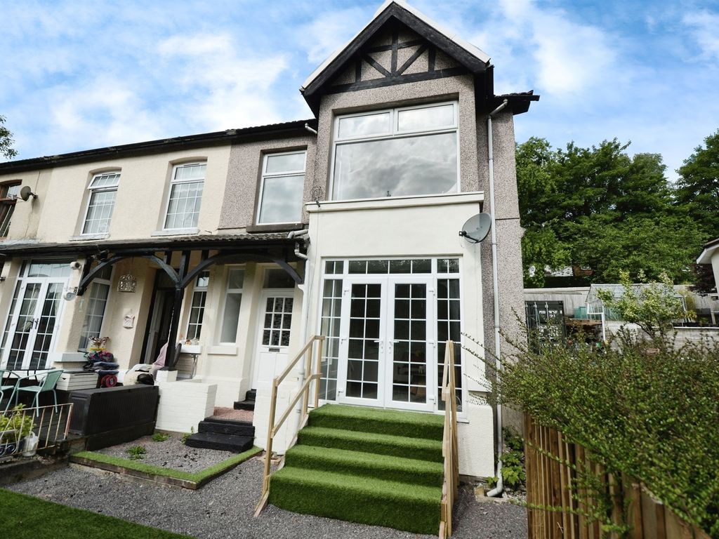 4 bed end terrace house for sale in Porth CF39, £180,000 Zoopla
