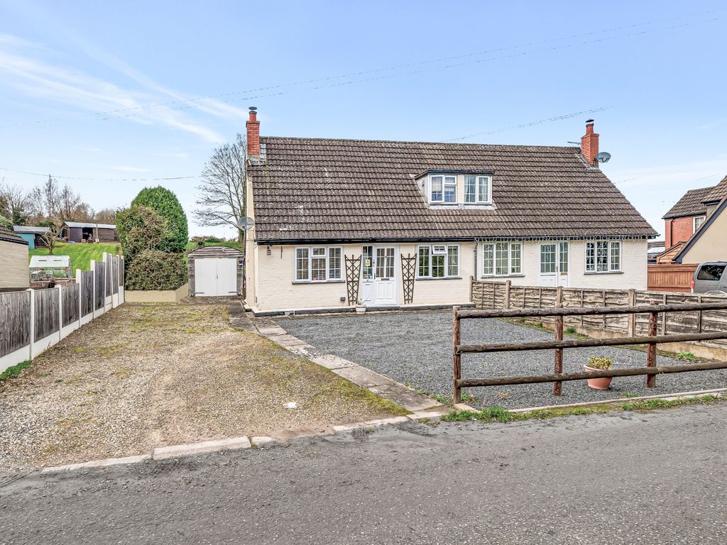 3 bed semidetached house for sale in New Inn Lane, Shrawley, Worcester