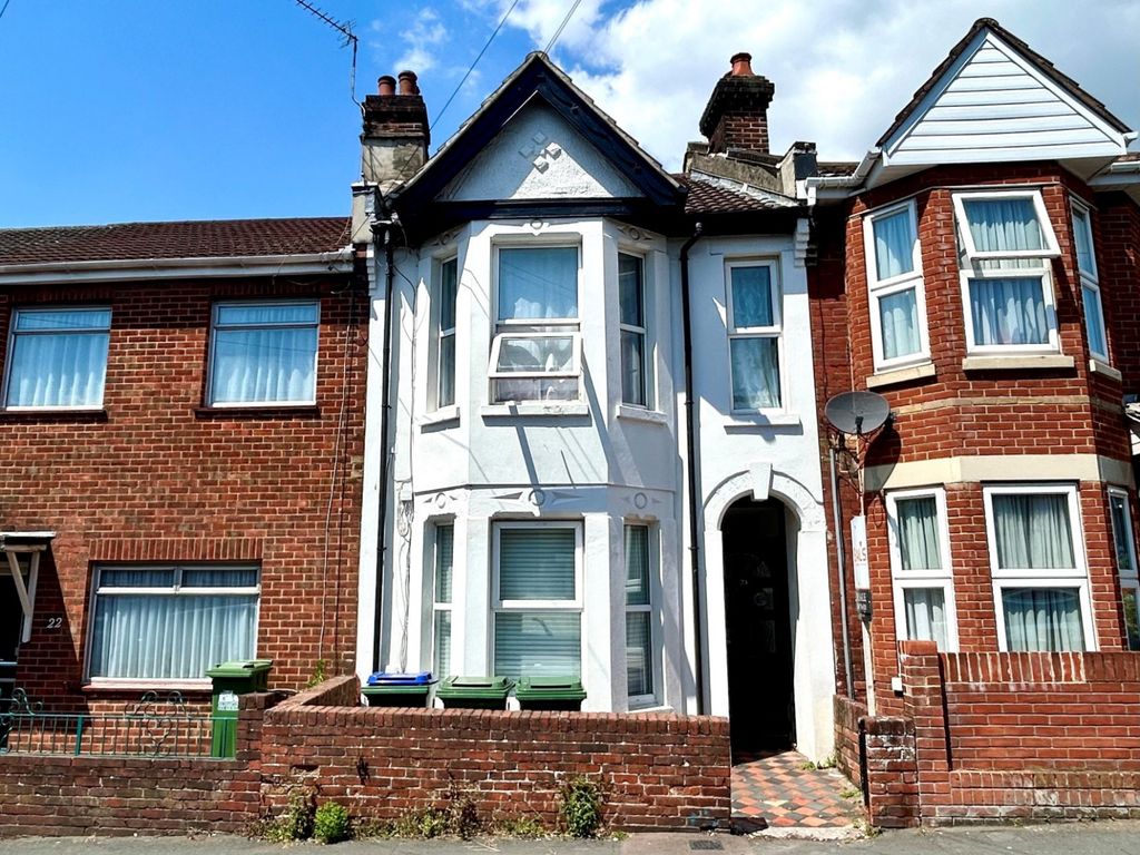2 bed flat for sale in Foundry Lane, Southampton, Hampshire SO15, £180,000 Zoopla