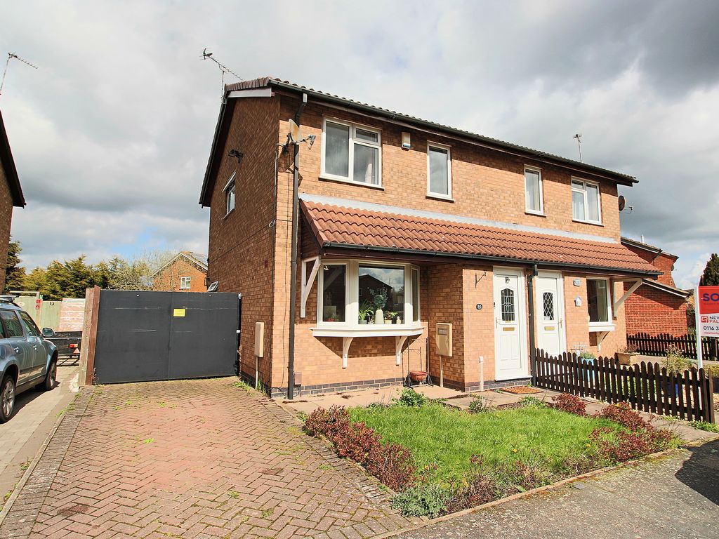 3 bed semidetached house for sale in Sedgefield Drive, Syston LE7 Zoopla