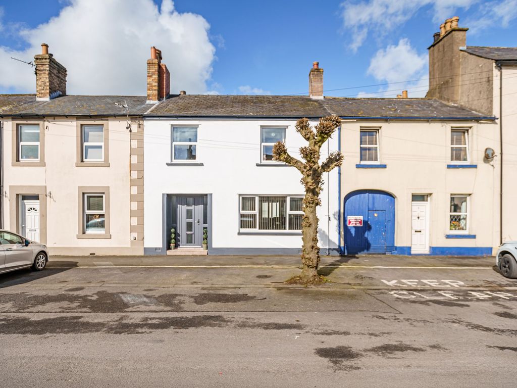4 bed terraced house for sale in 10 Esk Street, Longtown CA6, £192,000