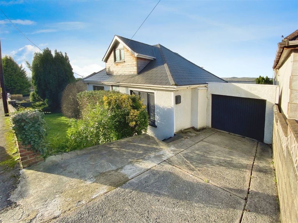 3 bed bungalow for sale in Smallwood Road, Baglan, Port Talbot SA12, £