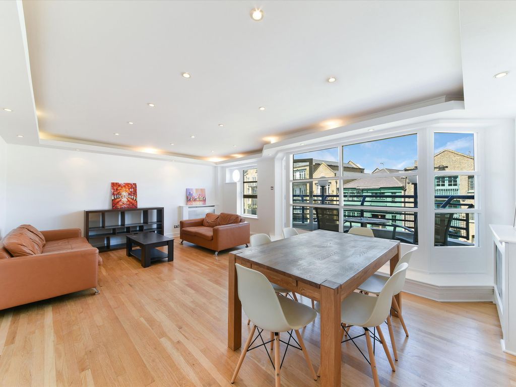 2 bed flat to rent in Lime Kiln Wharf, Three Colt Street, London E14, £