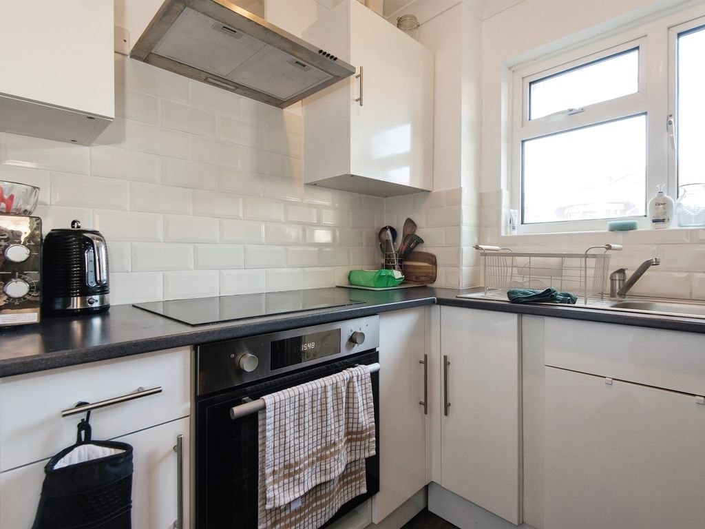 1 bed flat for sale in Radstock Road, Southampton SO19 Zoopla