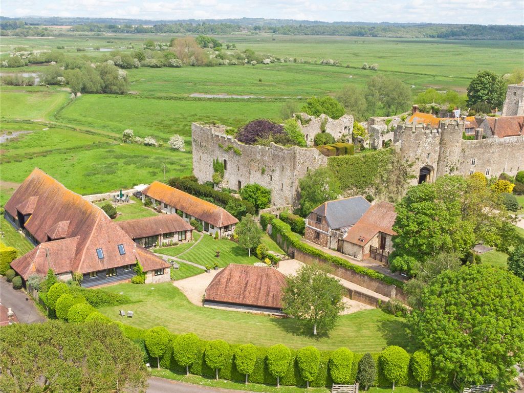 8 bed detached house for sale in New Barn Road, Arundel BN18, £