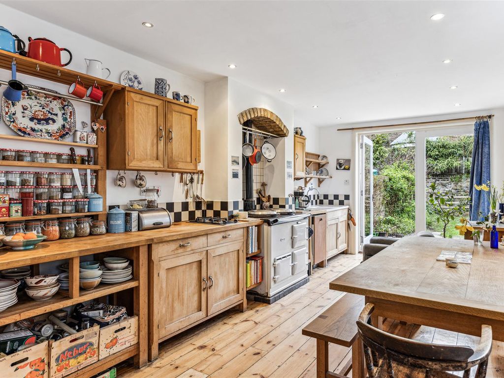 5 bed property for sale in Mansfield Road, London NW3, £1,950,000 Zoopla