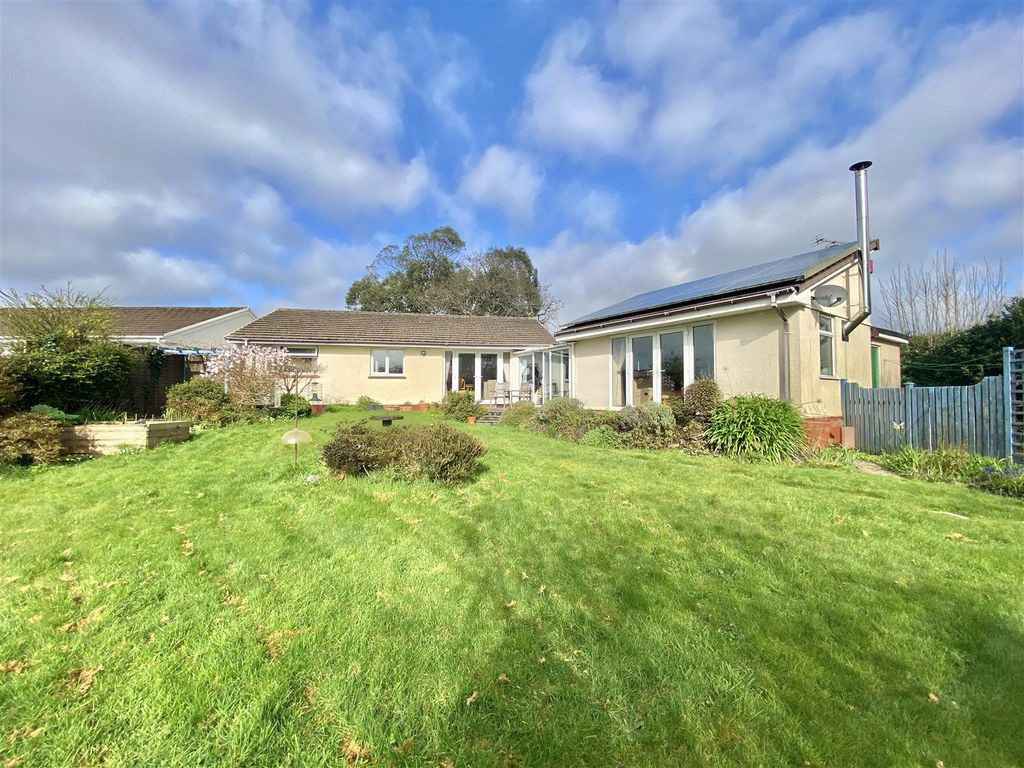 3 bed detached bungalow for sale in Gerrans Close, Boscoppa, St. Austell PL25, £375,000 Zoopla