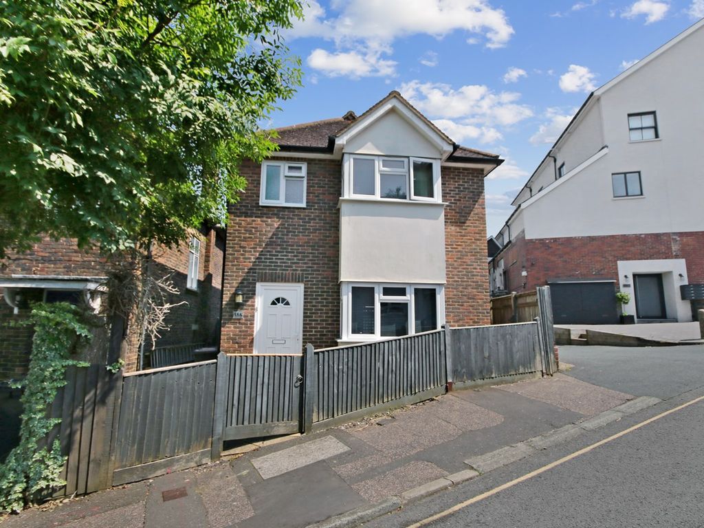 2 bed detached house for sale in Dallaway Gardens, East Grinstead RH19