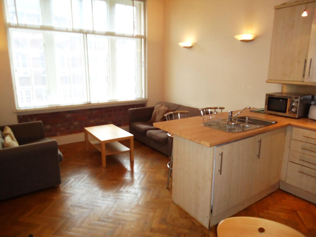 1 bed flat to rent in Eastgate, Leeds, West Yorkshire, UK LS2 Zoopla