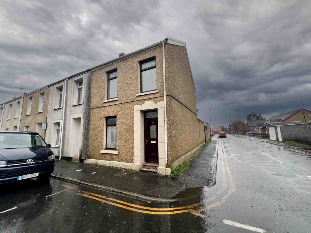 End terrace house for sale in Robinson Street, Llanelli SA15, £139,999