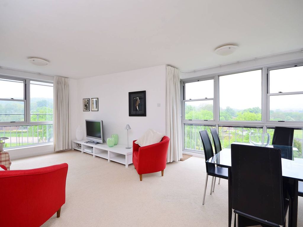 College Road, Dulwich Village, London SE21  