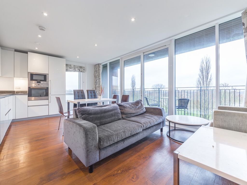 2 bed flat to rent in Johnson Court, 37 Meadowside, Kidbrooke Village, London SE9, £2,000 pcm