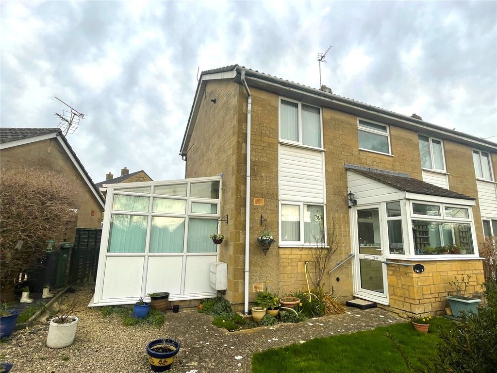 2 bed semidetached house for sale in Summersfield Road, Minchinhampton