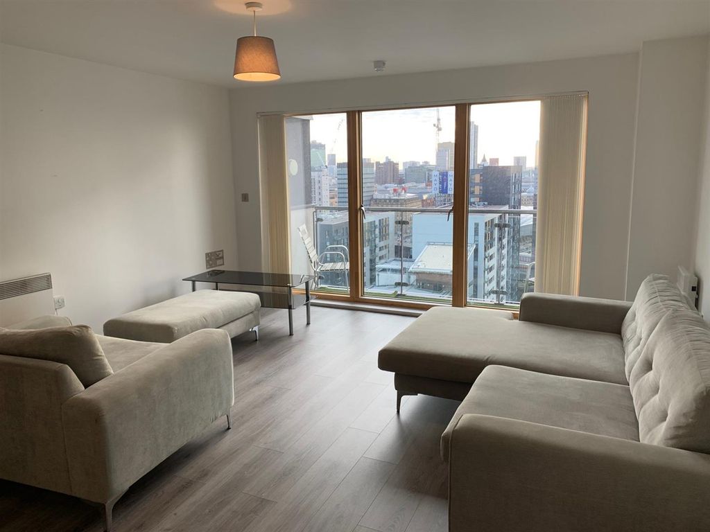 2 bed flat to rent in Britton House, 21 Lord Street, Green Quarter M4, £1,450 pcm Zoopla