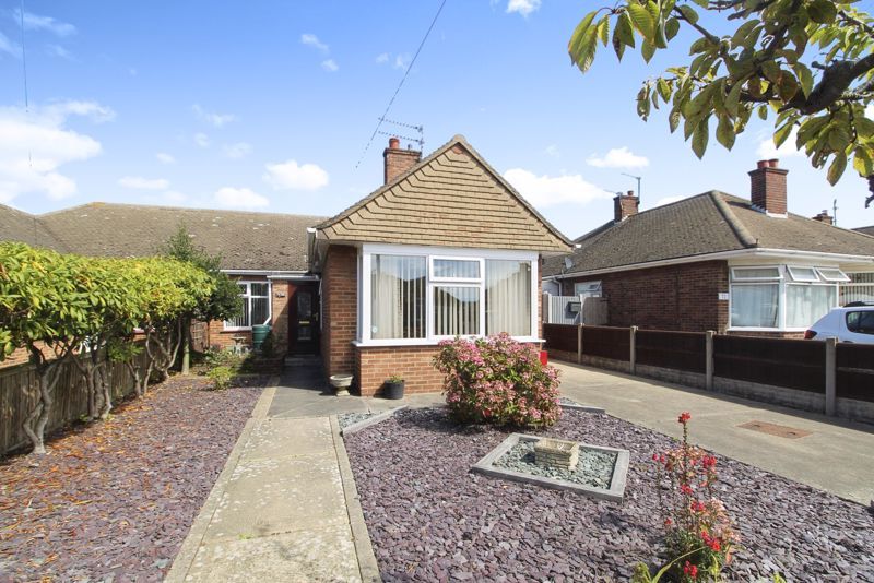 3 bed semidetached bungalow for sale in Bradwell Avenue, Bradwell