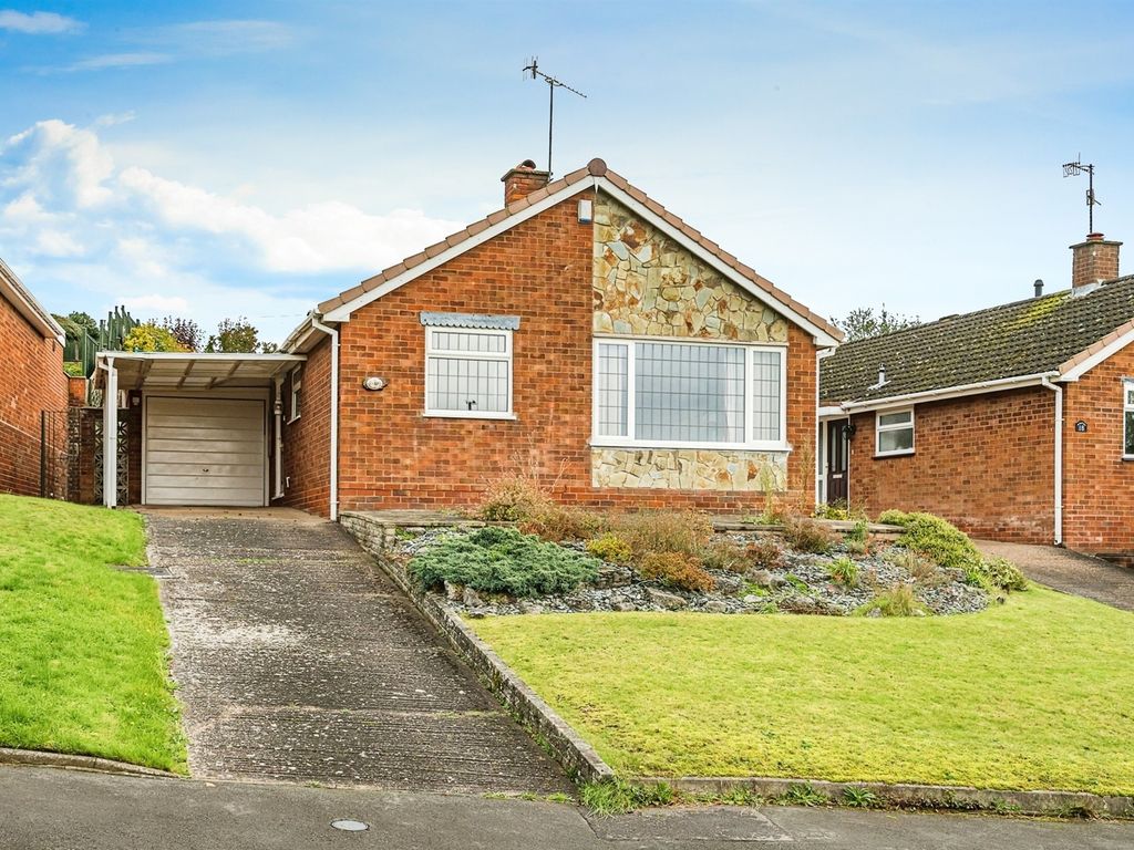 2 bed detached bungalow for sale in Hinksford Gardens, Swindon, Dudley