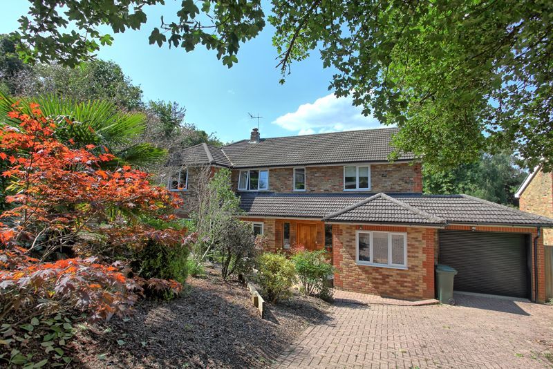 6 bed detached house for sale in Dibden Hill, Chalfont St. Giles HP8