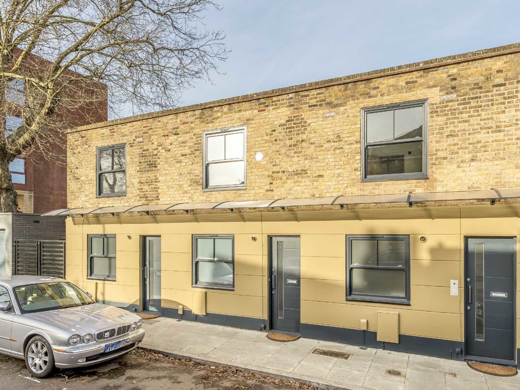 2 bed property for sale in Jarvis Road, London SE22, £575,000 Zoopla