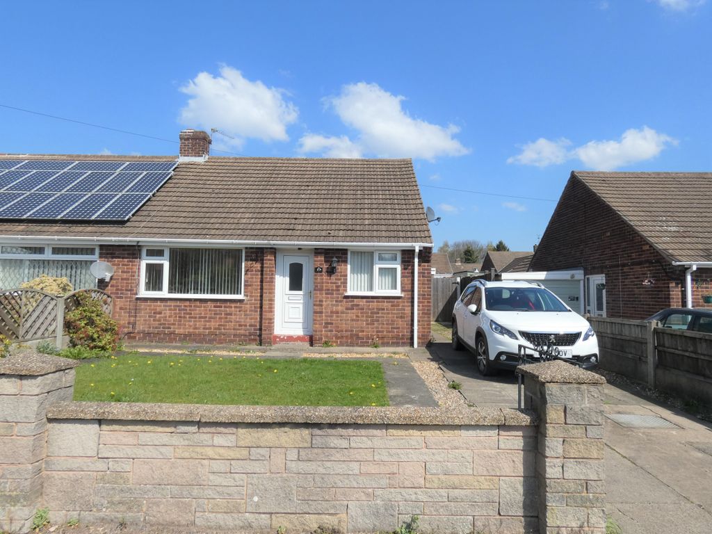 2 bed bungalow to rent in Southwell Road East, Rainworth, Mansfield