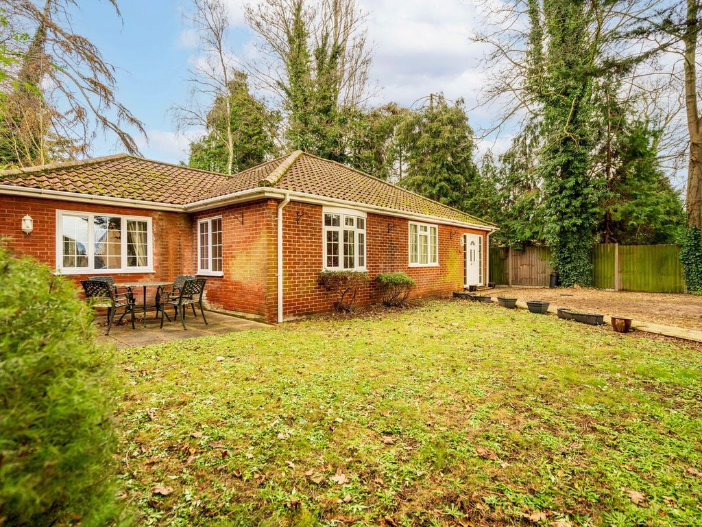 3 bed detached bungalow for sale in Yarmouth Road, Norwich NR7, £350,000 Zoopla