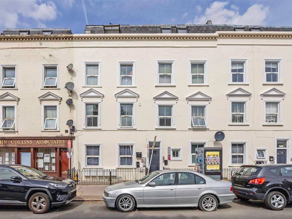 3 bed flat for sale in Beulah Road, Thornton Heath CR7 Zoopla