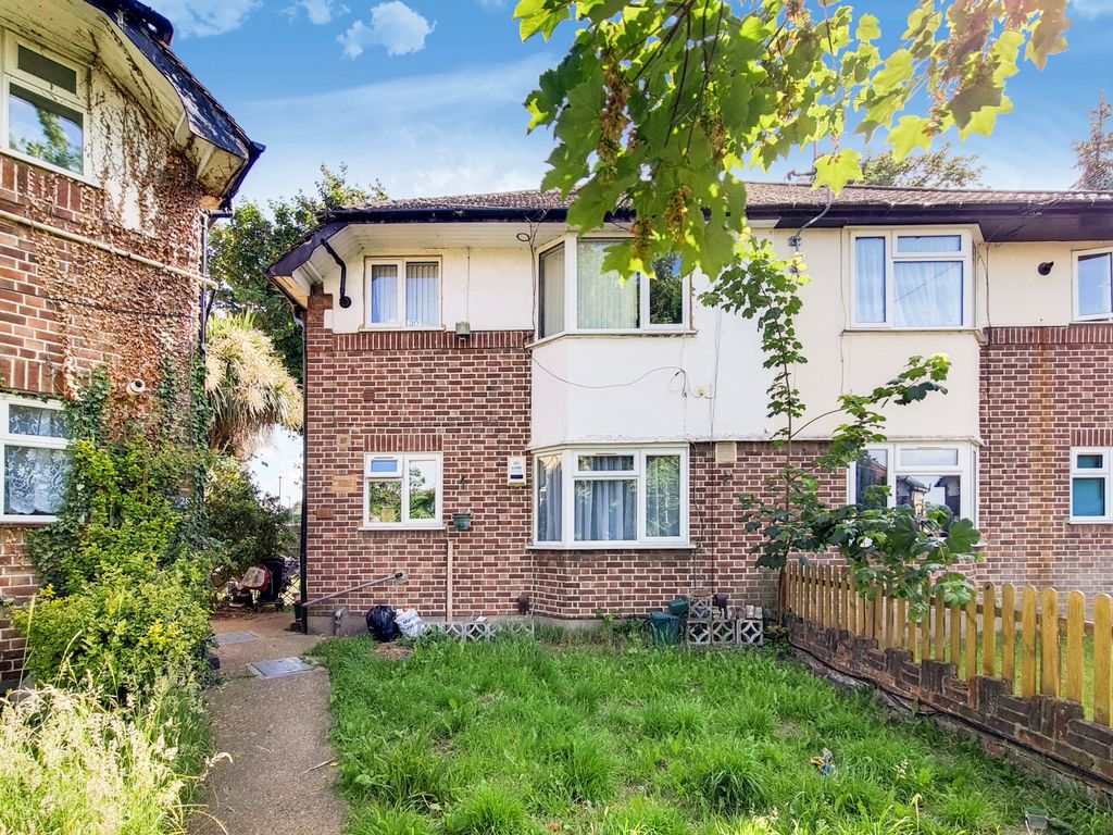 2 bed for sale in Elmcroft Close, Feltham TW14 Zoopla