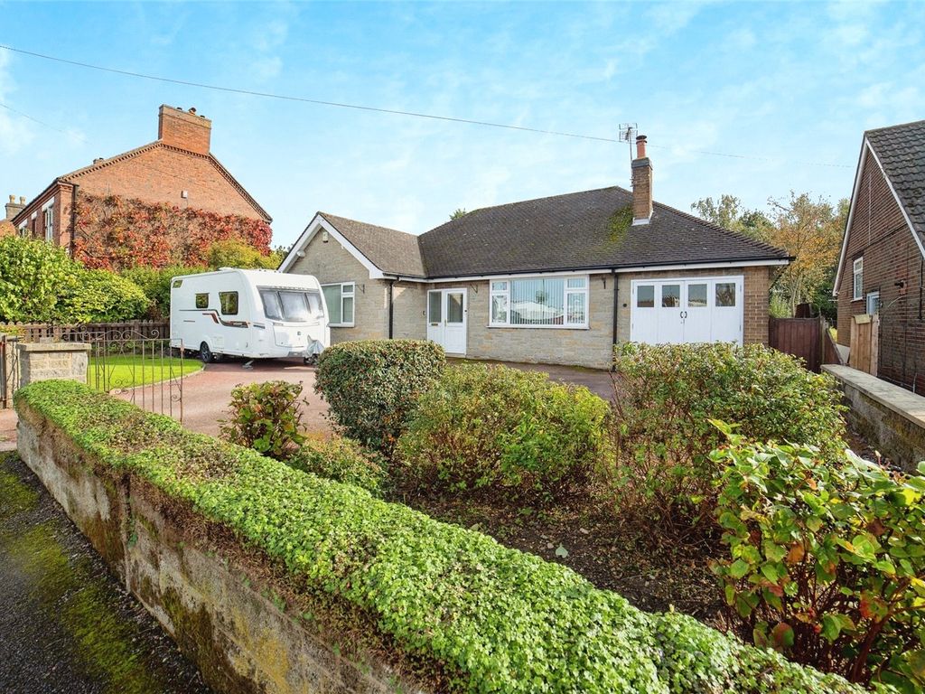 3 bed bungalow for sale in Carter Lane East, South Normanton, Alfreton, Derbyshire DE55, £
