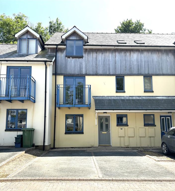 4 bed property to rent in Rocky Park, Pembroke SA71 Zoopla