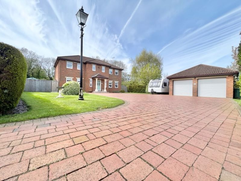5 bed detached house for sale in Manor Park, Legbourne, Louth LN11 Zoopla