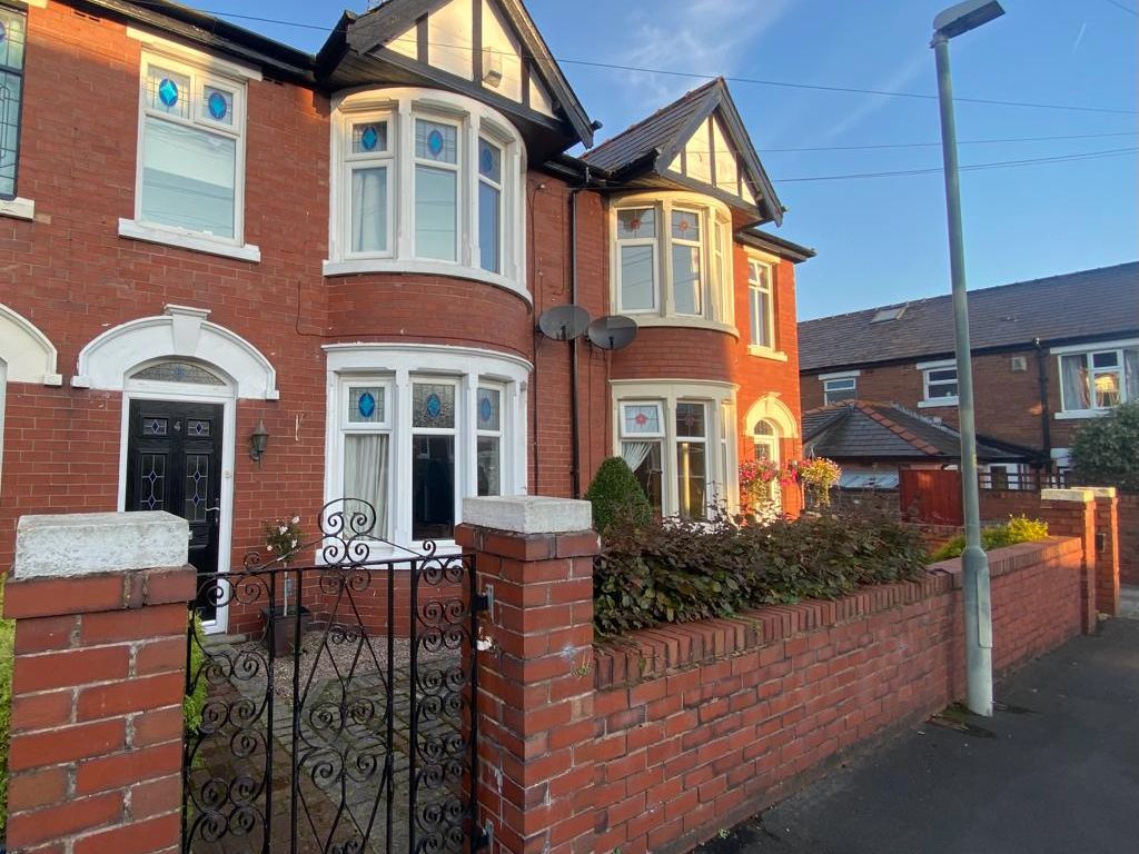 3 bed terraced house for sale in Haydock Avenue, Leyland PR25, £180,000