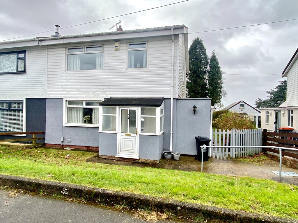3 bed semidetached house for sale in Melfort Road, Newport NP20 Zoopla