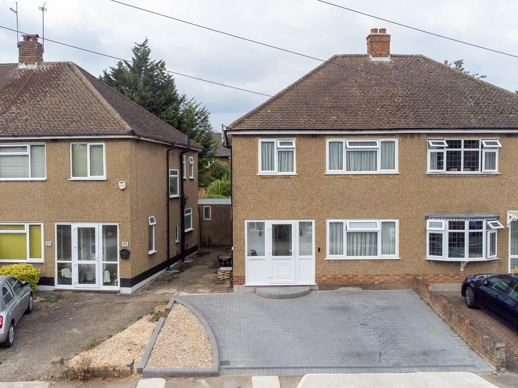 3 bed semidetached house for sale in Oxford Drive, Ruislip HA4 Zoopla