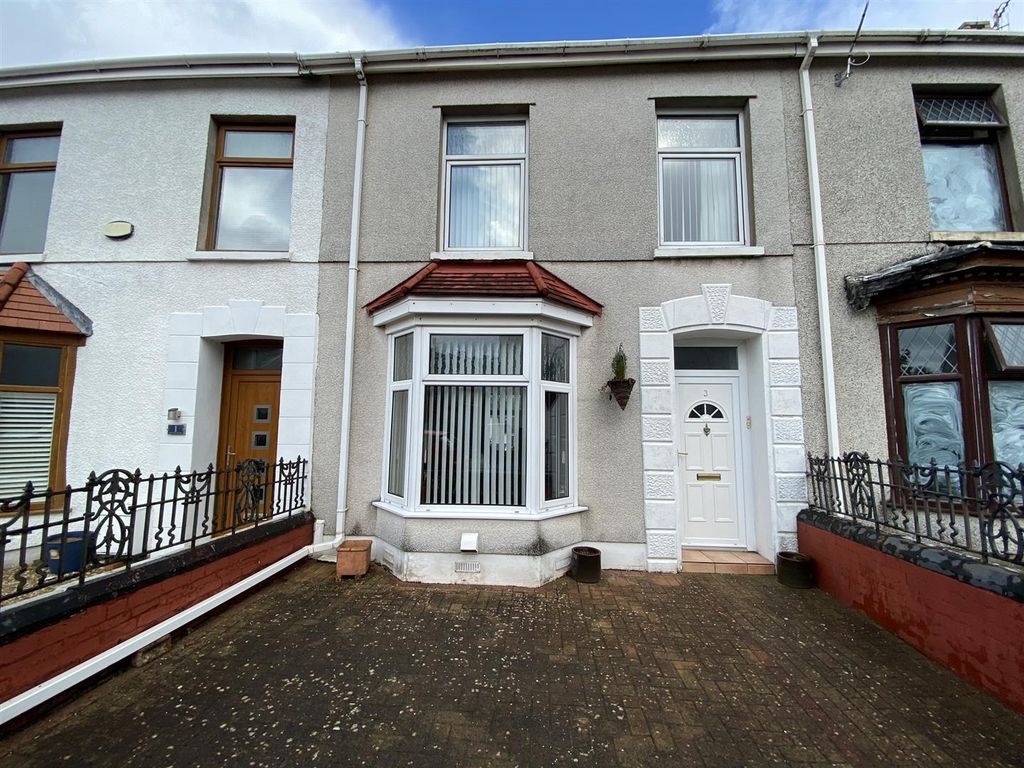 3 bed terraced house for sale in Walters Road, Llanelli SA15, £155,000