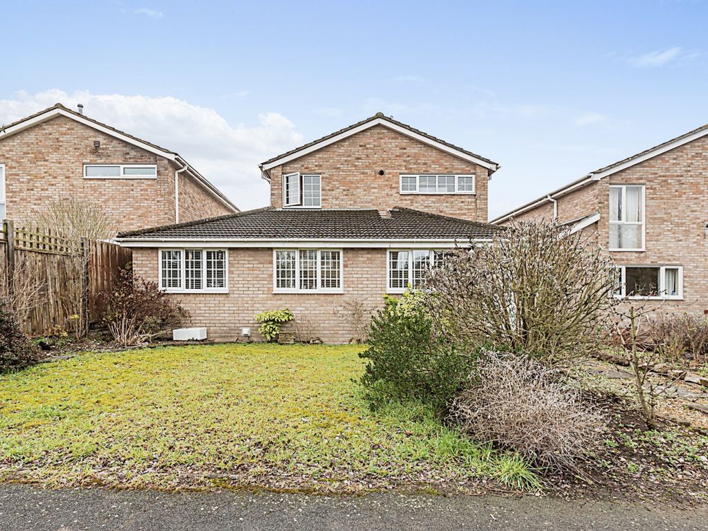 3 bed detached house for sale in Coniston Road, Basingstoke RG22 Zoopla