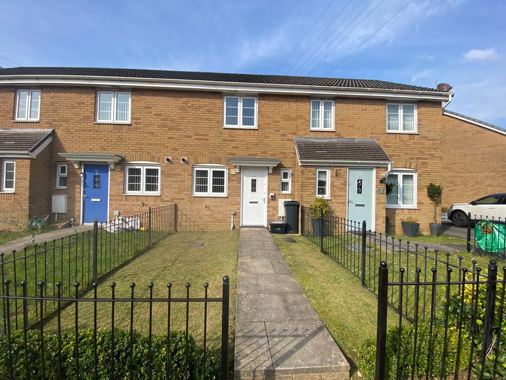 2 bed bungalow to rent in Highland Gardens, Skewen, Neath SA10, £1,000