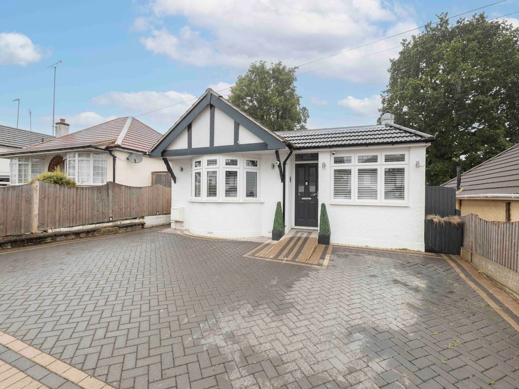 3 bed detached bungalow for sale in Friar Road, Orpington BR5 Zoopla