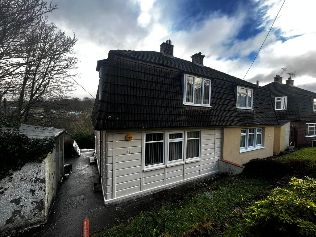 3 bed semidetached house to rent in St. Keverne Place, Plymouth PL2, £