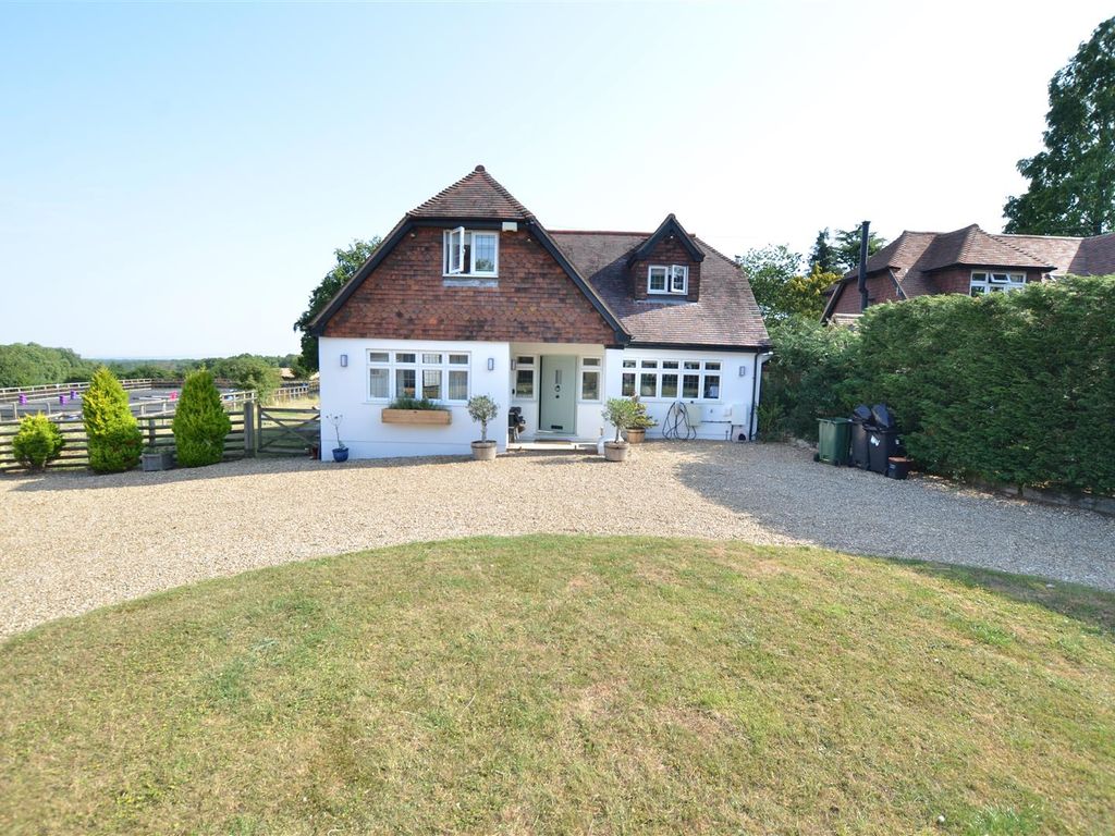4 bed equestrian property for sale in Wrotham, Nr. Sevenoaks, West Kent