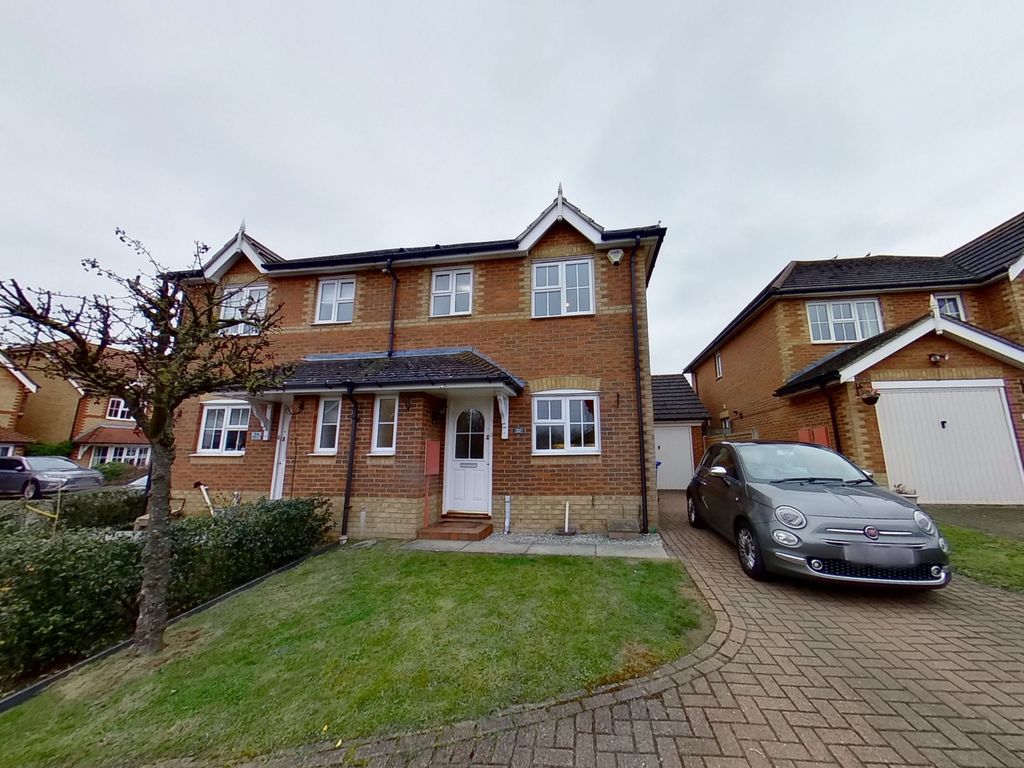 3 bed semidetached house to rent in Woolbrook Close, Rainham ME8 Zoopla