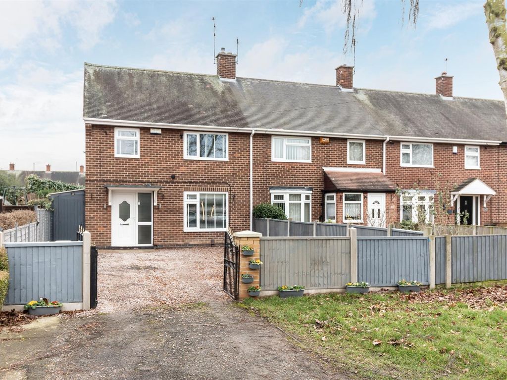 3 bed end terrace house for sale in Bridgnorth Drive, Clifton